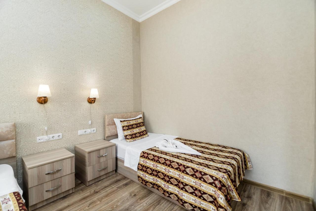 The Oldest Tbilisi Hotell Exteriör bild