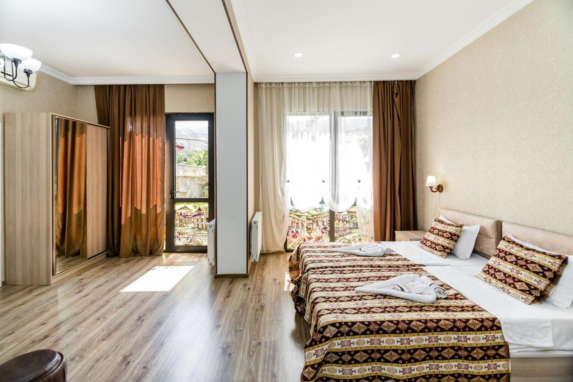 The Oldest Tbilisi Hotell Exteriör bild